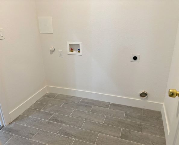 1615 Jones Street, Greenville, TX 75401