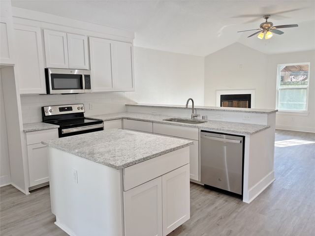 1615 Jones Street, Greenville, TX 75401