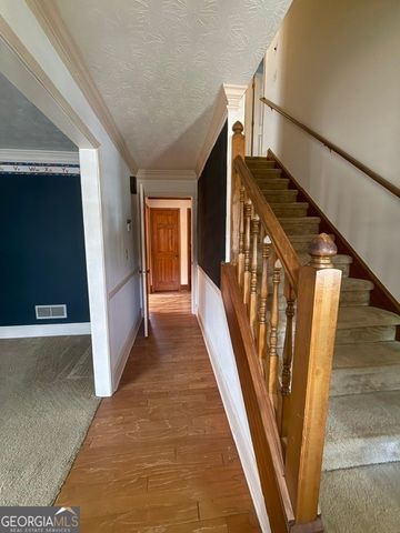 1726 Ridgedale Drive, Snellville, GA 30078