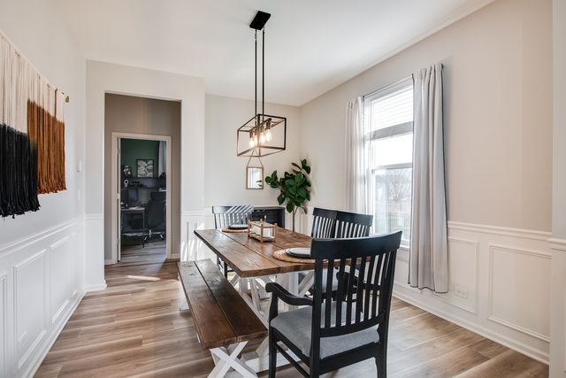 3545 AYRES Drive, Aurora, IL 60506