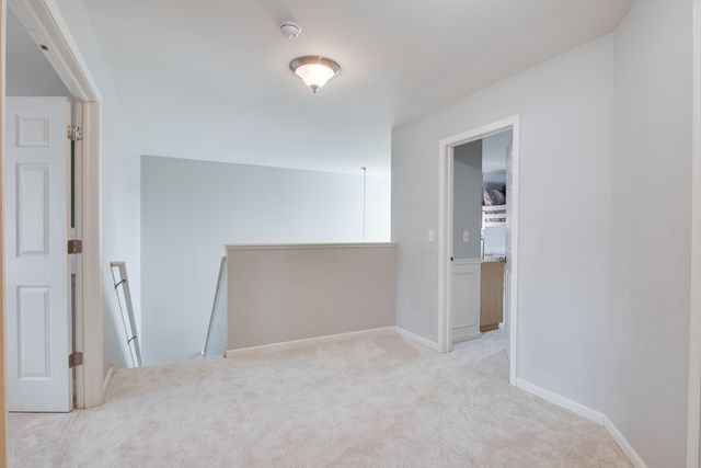 3545 AYRES Drive, Aurora, IL 60506