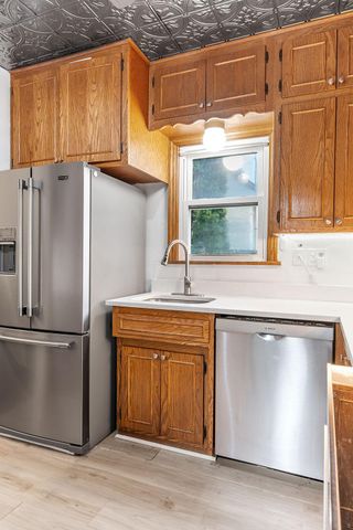 1133 California Avenue W, Saint Paul, MN 55108