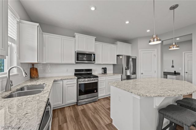 325 Denali Court, Macedonia, OH 44056