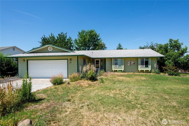 62 SE Viewmont Drive, Moses Lake, WA 98837