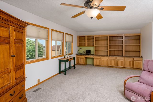 62 SE Viewmont Drive, Moses Lake, WA 98837