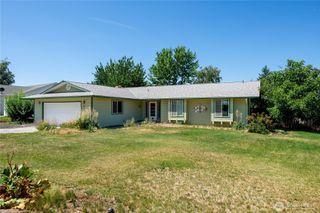 62 SE Viewmont Drive, Moses Lake, WA 98837