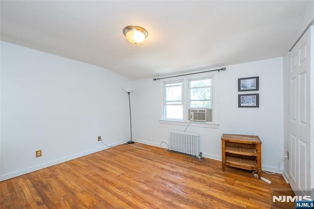6 May Avenue, Pequannock Township, NJ 07444