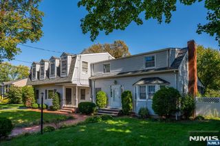 6 May Avenue, Pequannock Township, NJ 07444
