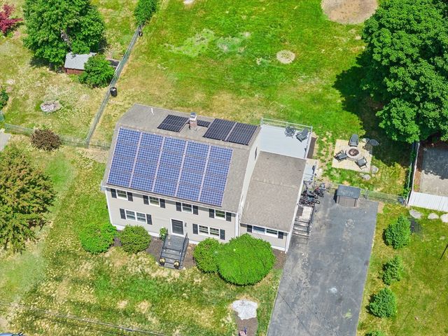 76 Faith Ave, Dracut, MA 01826
