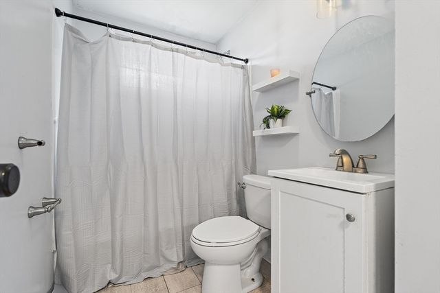 76 Faith Ave, Dracut, MA 01826