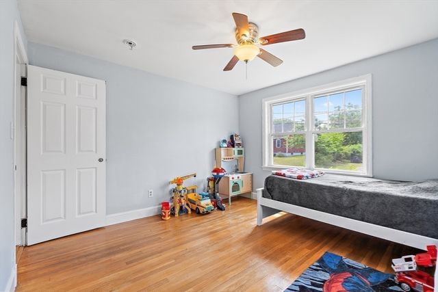76 Faith Ave, Dracut, MA 01826