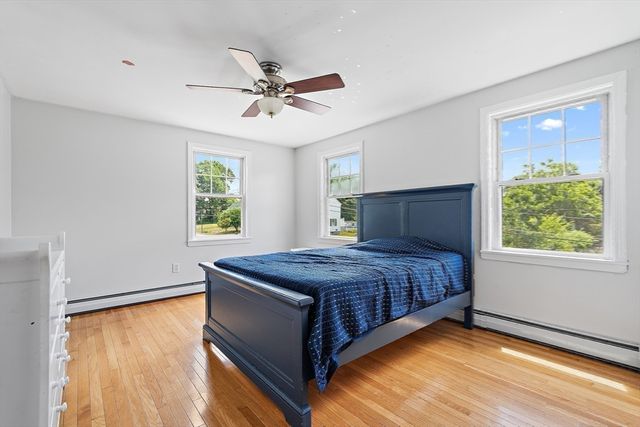 76 Faith Ave, Dracut, MA 01826