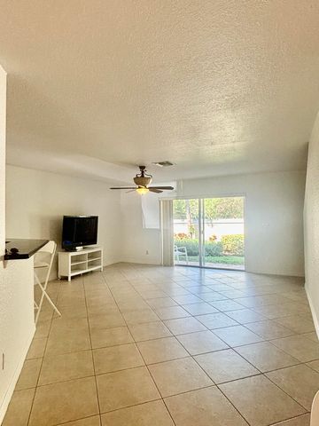 22162 Majestic Woods Way, Boca Raton, FL 33428