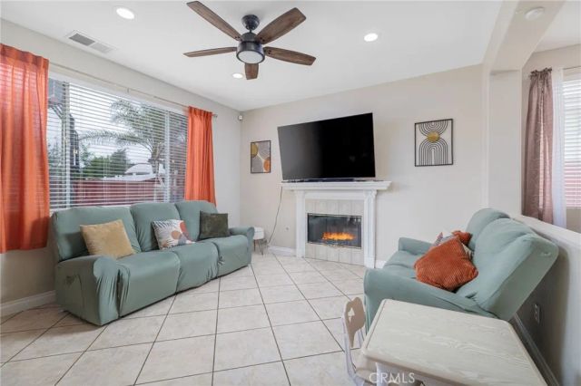 2940 Andover, Hemet, CA 92545