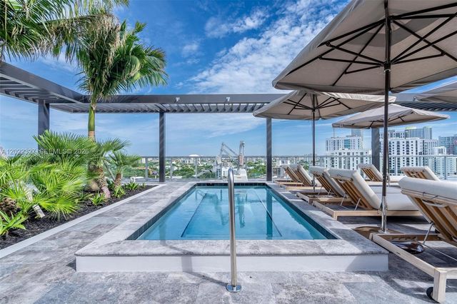 1611 SW 2nd Avenue 817, Miami, FL 33129