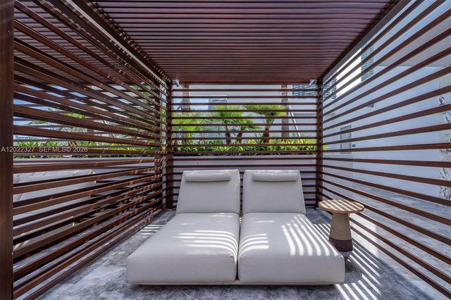 1611 SW 2nd Avenue 817, Miami, FL 33129