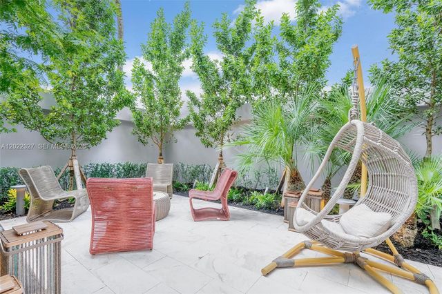 1611 SW 2nd Avenue 817, Miami, FL 33129