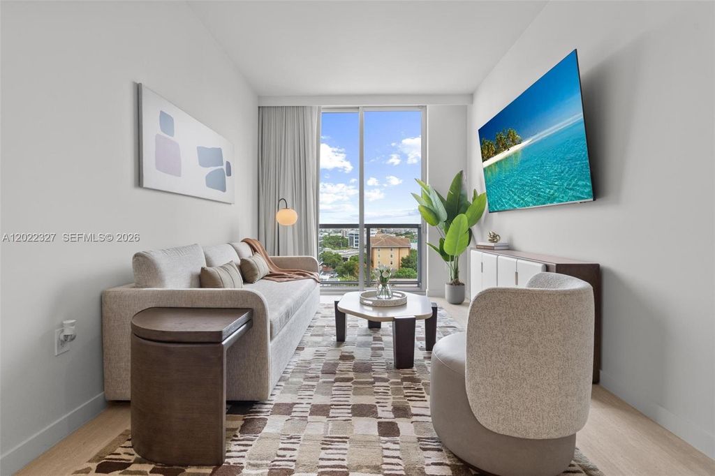 1611 SW 2nd Avenue 817, Miami, FL 33129