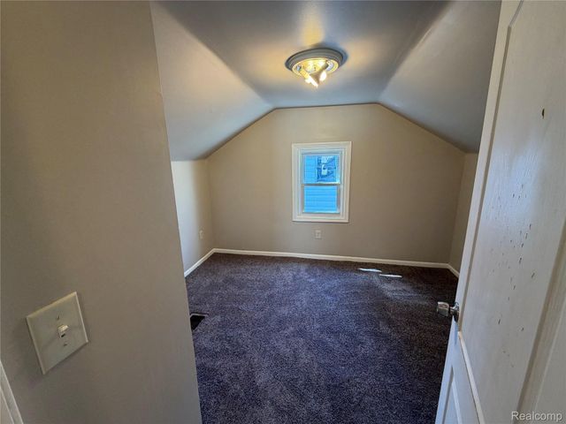 7720 Asbury Park, Detroit, MI 48228