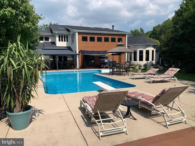 6053 WHITE FLINT DR, Frederick, MD 21702