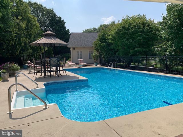 6053 WHITE FLINT DR, Frederick, MD 21702