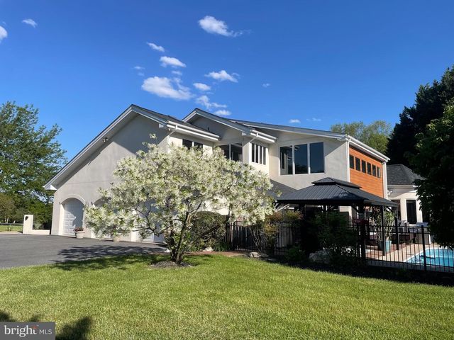 6053 WHITE FLINT DR, Frederick, MD 21702