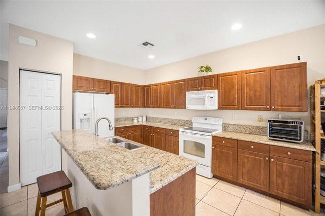 11278 SW 241st St, Homestead, FL 33032