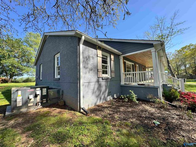 148 Family Hill Lane, Huntsville, AL 35811