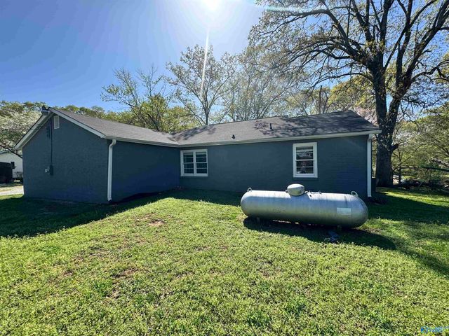148 Family Hill Lane, Huntsville, AL 35811