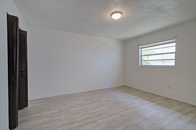 830 N CLAKE STREET, Deland, FL 32724