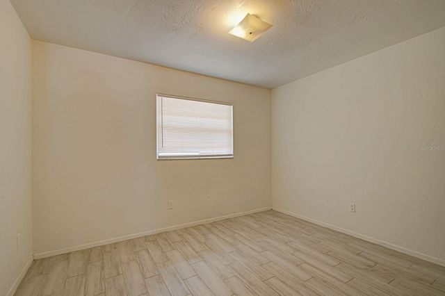 830 N CLAKE STREET, Deland, FL 32724