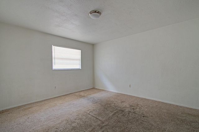 830 N CLAKE STREET, Deland, FL 32724