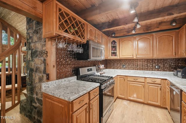 2235 Wampler Hollow Road, Big Stone Gap, VA 24219