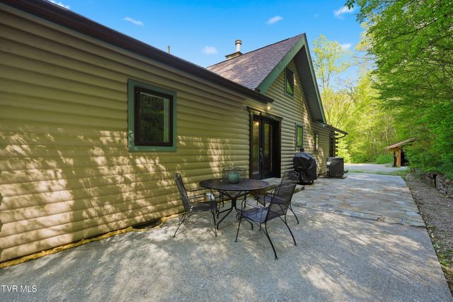 2235 Wampler Hollow Road, Big Stone Gap, VA 24219