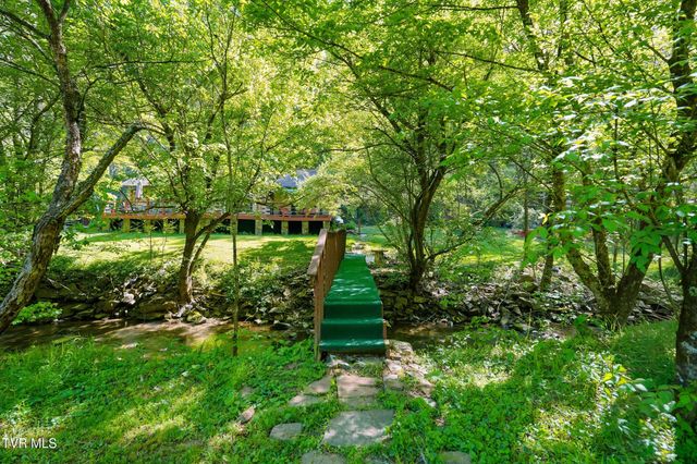2235 Wampler Hollow Road, Big Stone Gap, VA 24219