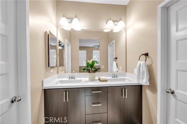 27824 Avenida Avila, Temecula, CA 92592