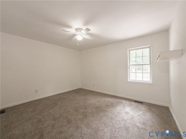 22909 Pheasant Ct, North Dinwiddie, VA 23803
