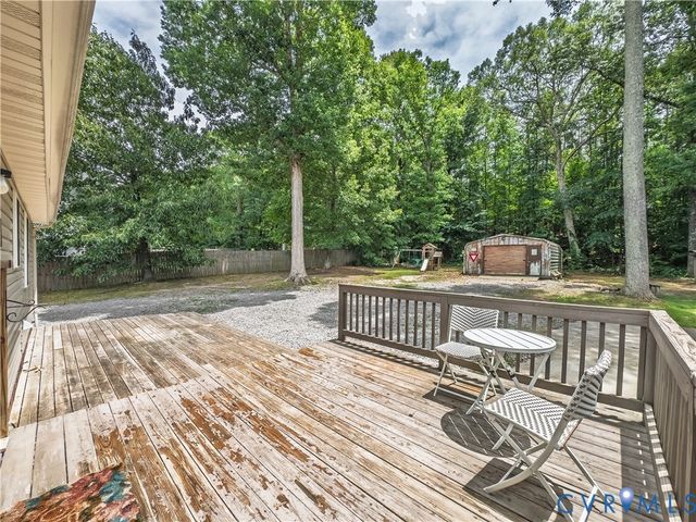 22909 Pheasant Ct, North Dinwiddie, VA 23803