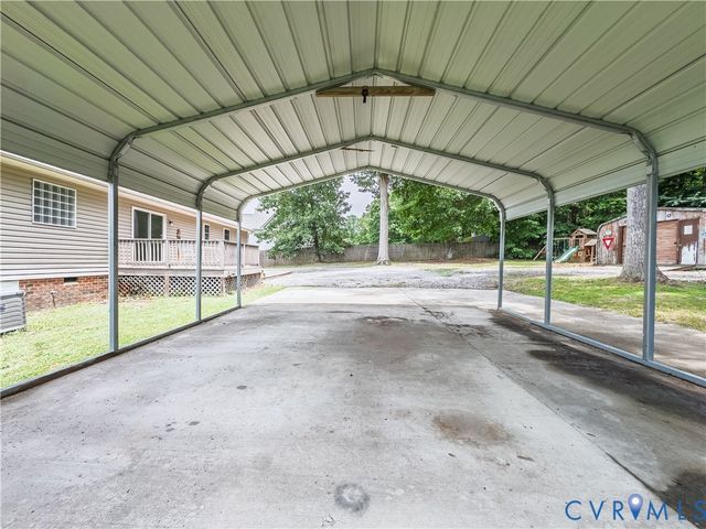 22909 Pheasant Ct, North Dinwiddie, VA 23803