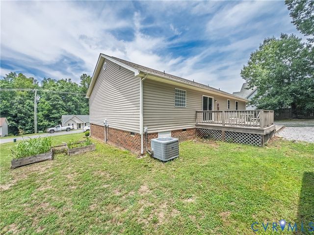 22909 Pheasant Ct, North Dinwiddie, VA 23803