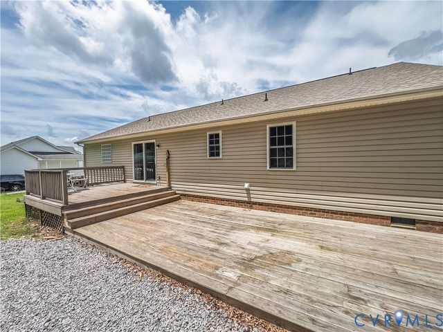 22909 Pheasant Ct, North Dinwiddie, VA 23803