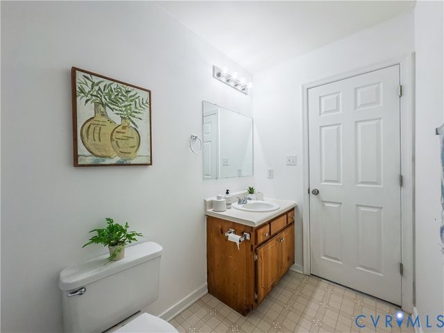 22909 Pheasant Ct, North Dinwiddie, VA 23803