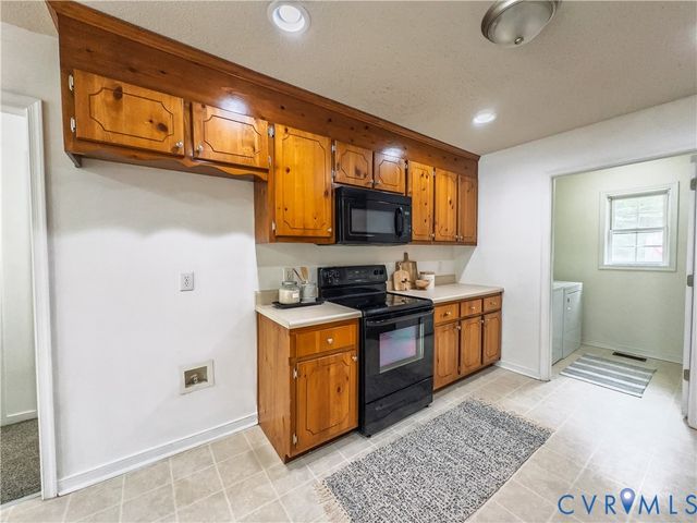 22909 Pheasant Ct, North Dinwiddie, VA 23803