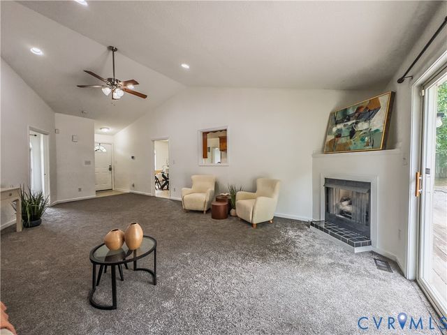 22909 Pheasant Ct, North Dinwiddie, VA 23803