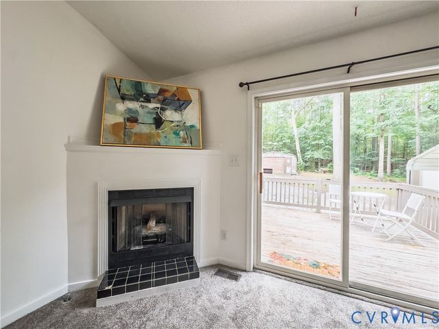22909 Pheasant Ct, North Dinwiddie, VA 23803