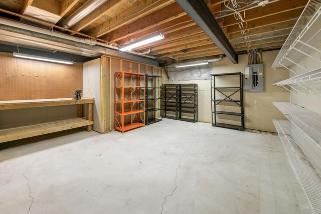 8111 Kimberly Lane N, Maple Grove, MN 55311