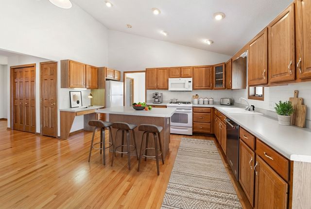 8111 Kimberly Lane N, Maple Grove, MN 55311