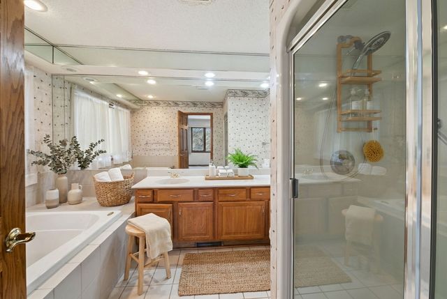 8111 Kimberly Lane N, Maple Grove, MN 55311