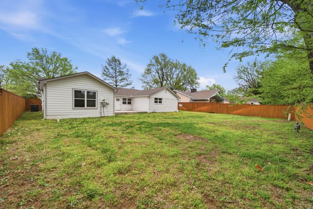 1009 W Canton Street, Broken Arrow, OK 74012