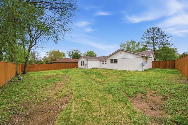 1009 W Canton Street, Broken Arrow, OK 74012